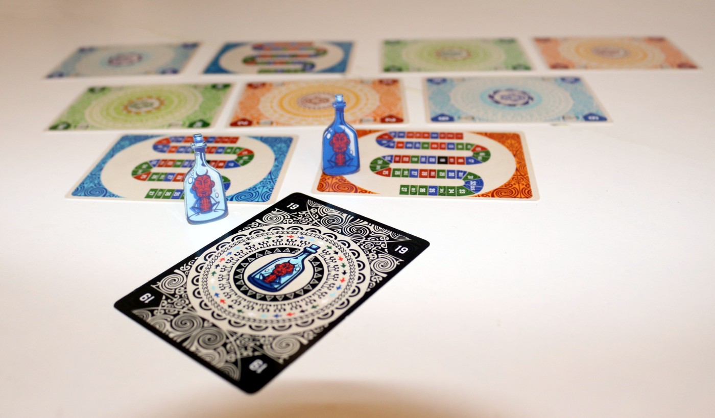 Bottle IMP Board Game, Family  – Board Game List Bewertung und Preis