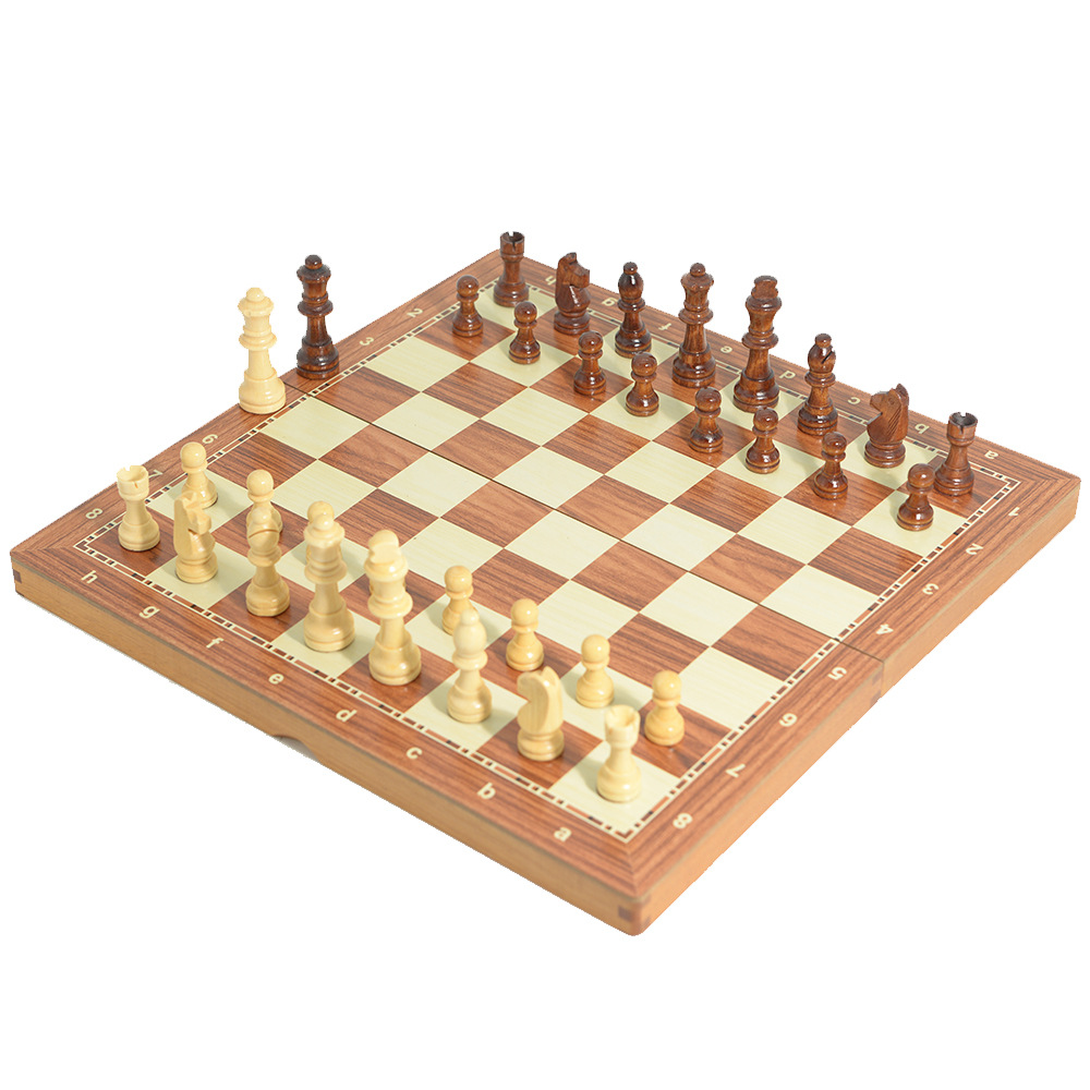 Magnetic Wooden Folding Chess  – Board Game Yearbook Bewertung und Preis