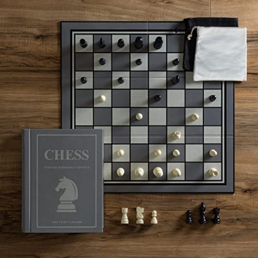 Chess Vintage Bookshelf Editio – Board Game Yearbook Bewertung und Preis